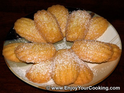 Madeleines (Petite Butter Cakes)