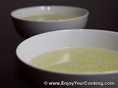 Soup-Purée with Broccoli and Chicken