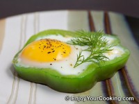 Eggs Fried with Tomato in Bell Pepper Ring Recipe Eggs Fried with Tomato in Bell Pepper Ring