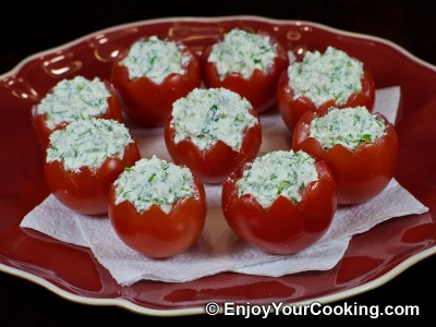 Tomatoes Stuffed with Fresh Cheese