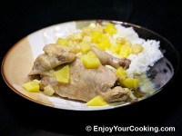 Chicken Roast with Pineapples, Bananas and White Wine Sauce Recipe Chicken Roast with Pineapples, Bananas and White Wine Sauce