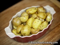 Potatoes Fried with Garlic and Caraway Seeds Recipe