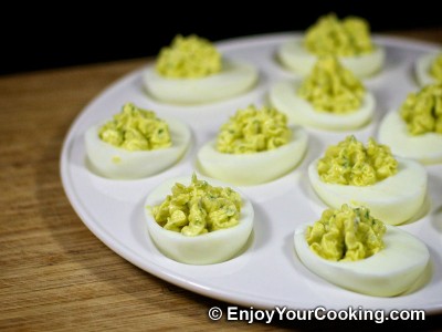 Deviled Eggs with Blue Cheese