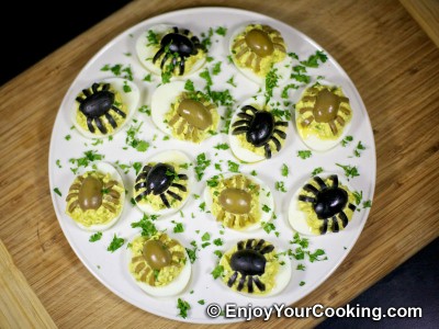Halloween Spider Decoration for Deviled Eggs