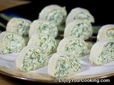 Tortilla Rolls with Fresh Cheese and Garlic